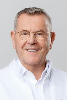 Dr. Peter Bailly - Kieferorthopäde